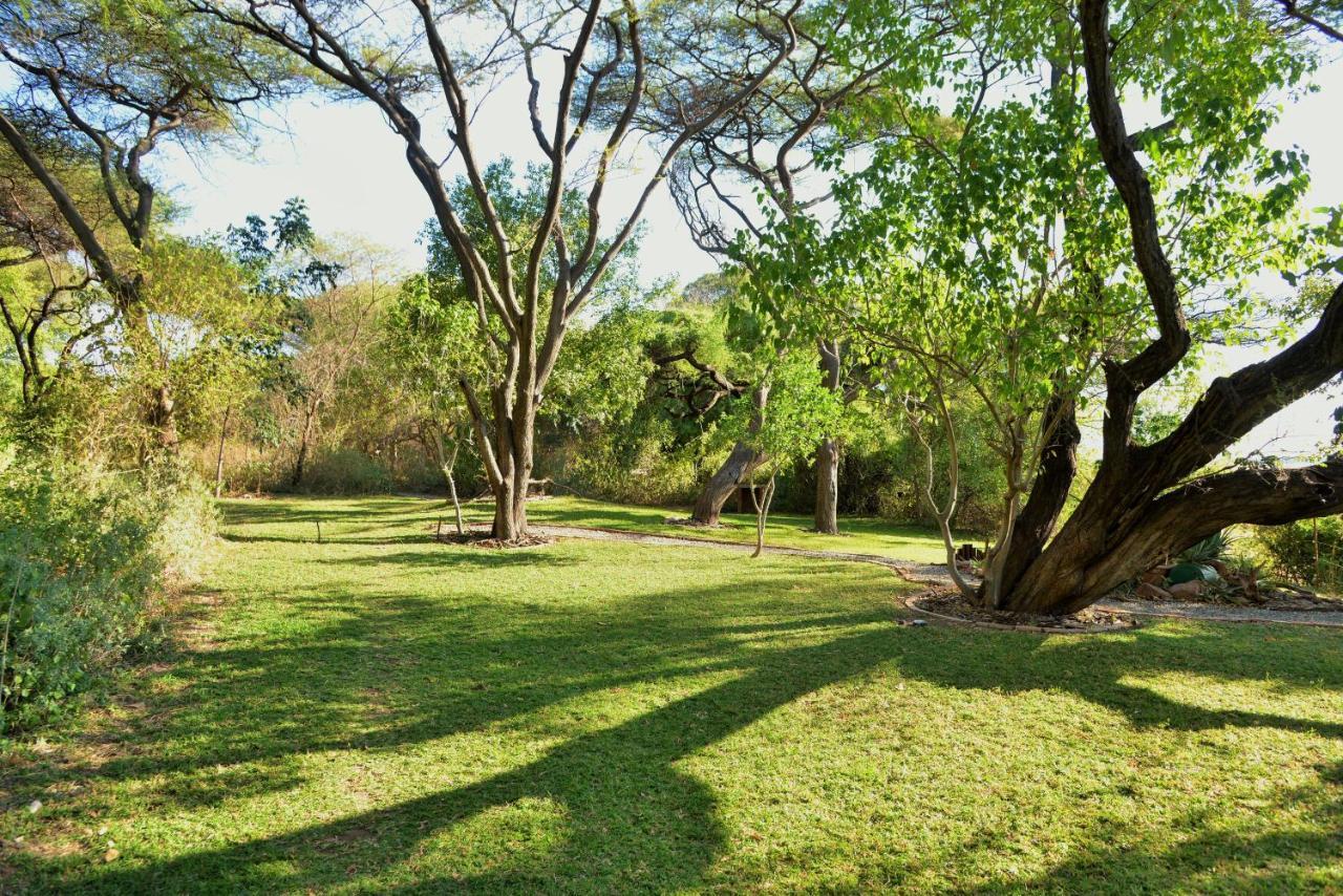 Muchenje Self-Catering Tents ภายนอก รูปภาพ